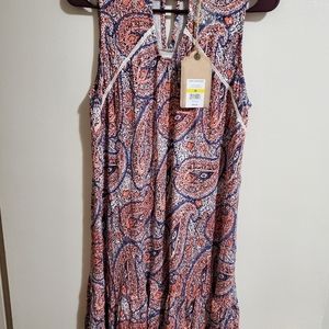 Sleeveless dress